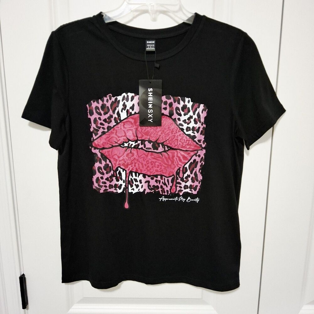 SHEIN Women's Pink Leopard Print Lips Graphic Black T-shirt Size Small NWT